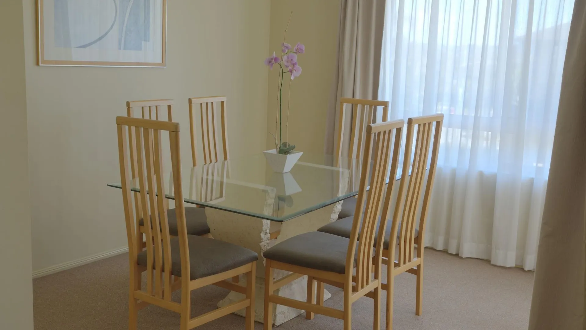 Bila Vista Kirra Beachside 3*