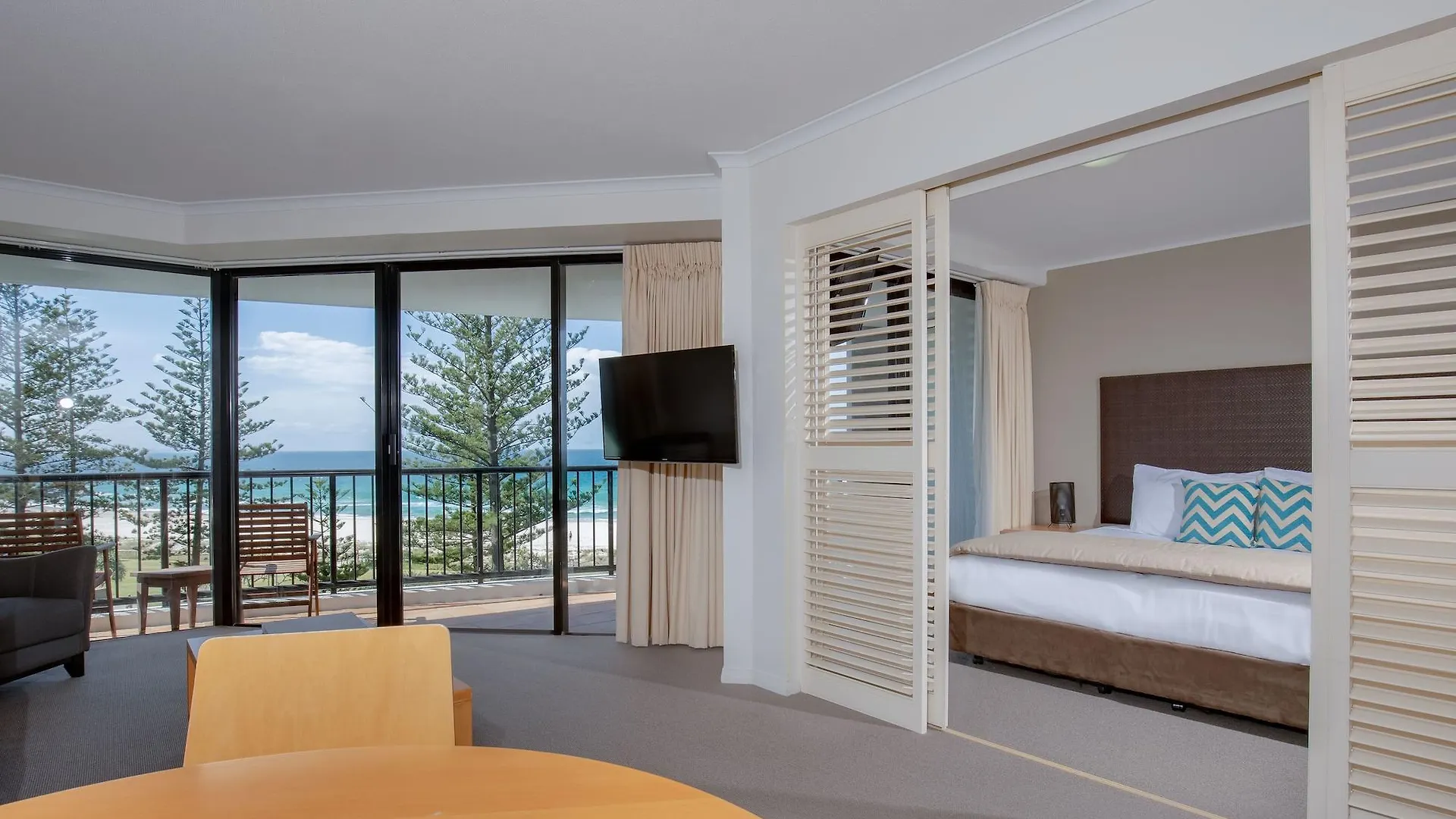 Mantra Coolangatta Gold Coast