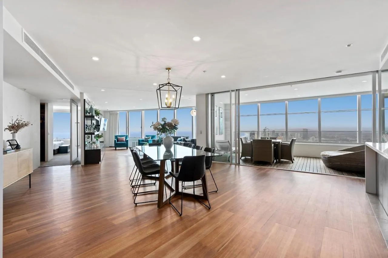 Apartment Designer At Q1 - Gclr *
