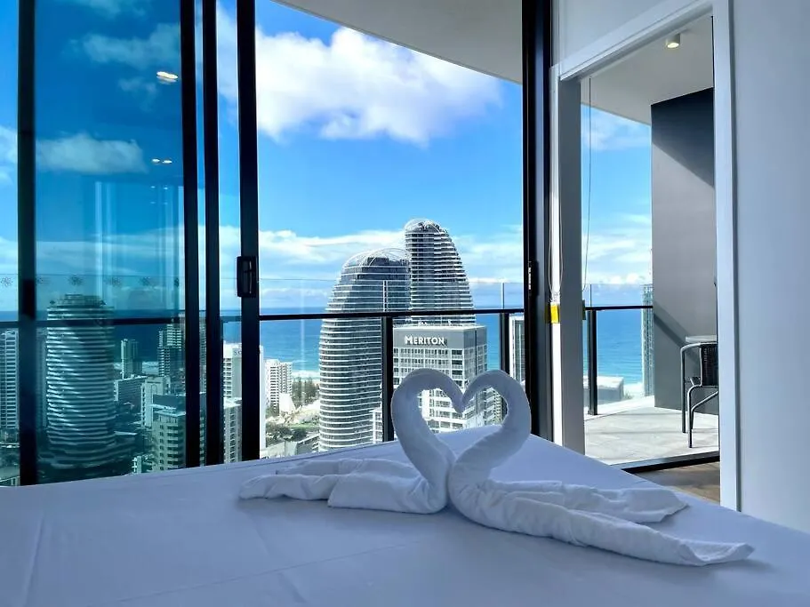 Luxury Ocean Skyline Stunner 2beds Apt 33f Apartment