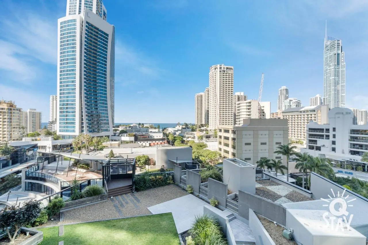Spectacular Family Kids Free 3 Bedroom Ocean At Circle On Cavill - Q Appartement *
