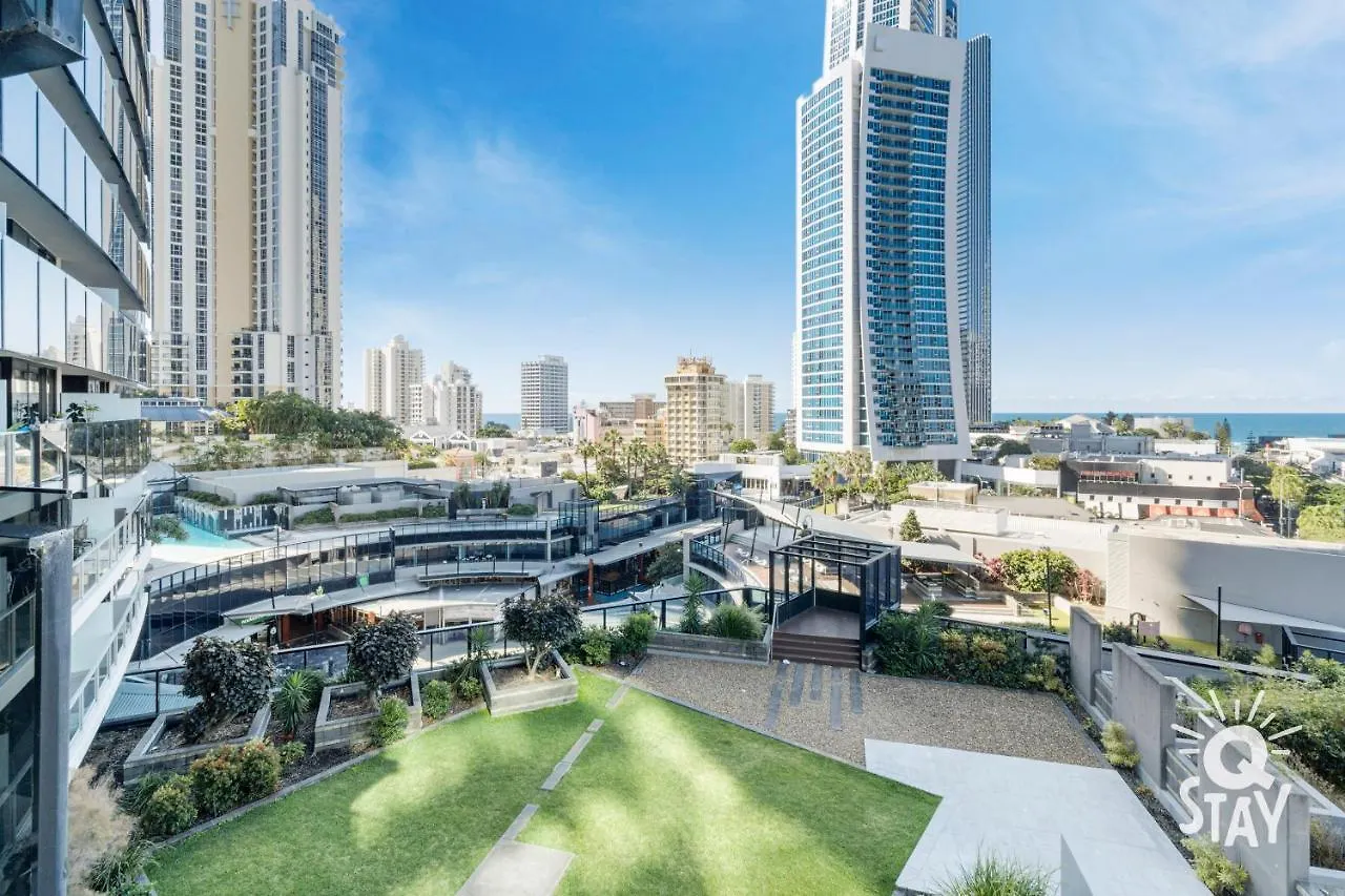 Spectacular Family Kids Free 3 Bedroom Ocean At Circle On Cavill - Q Appartement Gold Coast