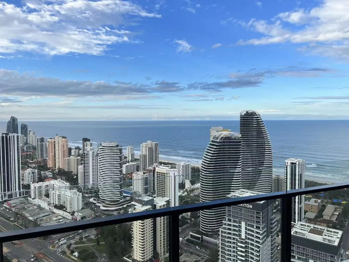 2 Bedroom Luxurious Family On 40th Floor With Amazing Ocean Coastline Broadbeach Gc40 Daire