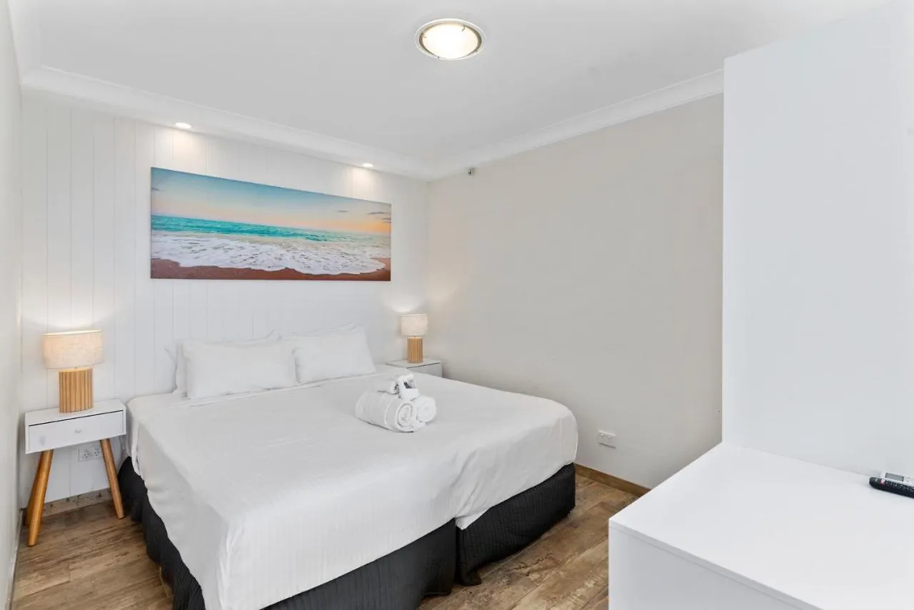 Beachcomber Hotel Gold Coast