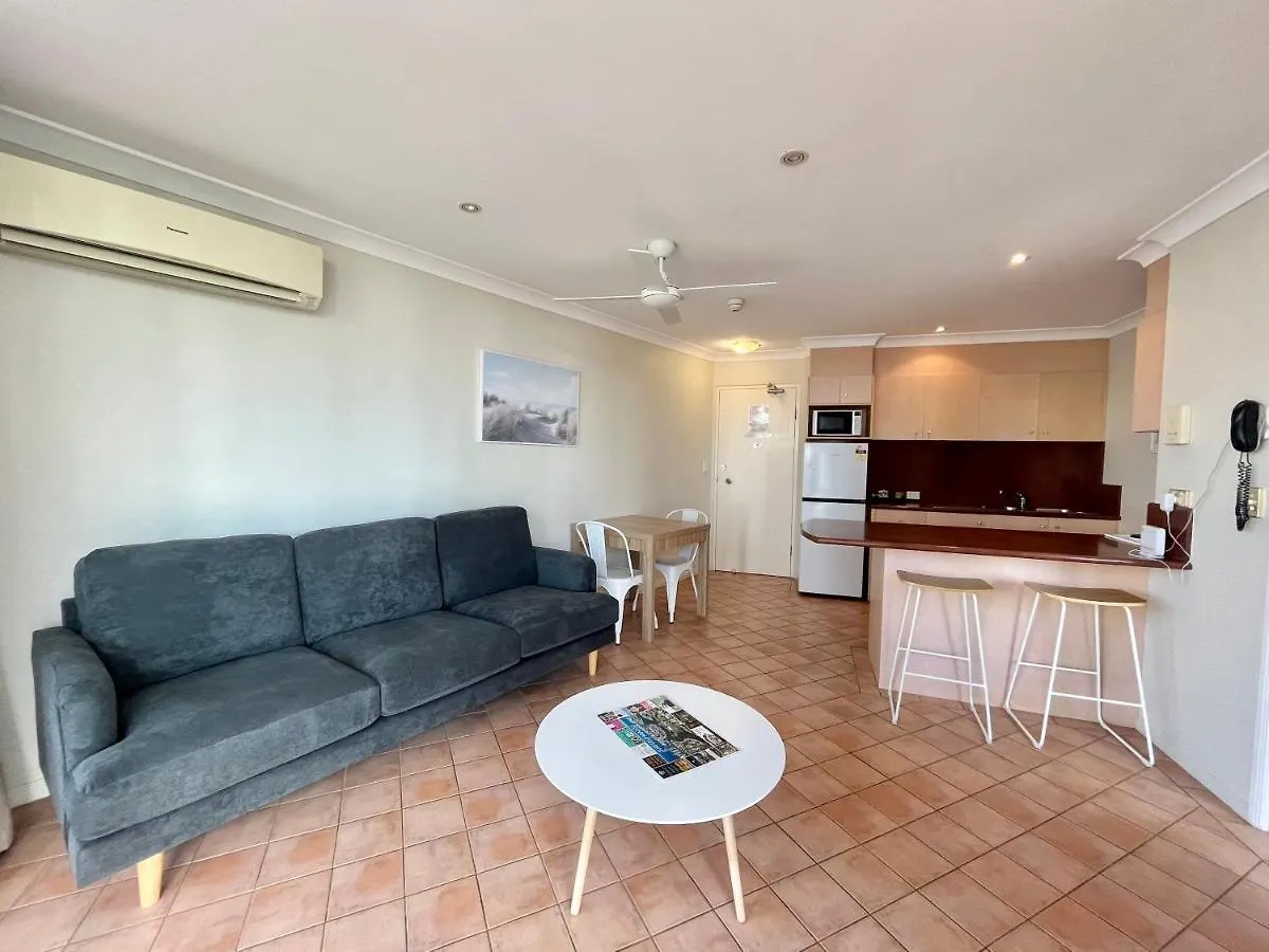 Aparthotel Surf Parade Gold Coast