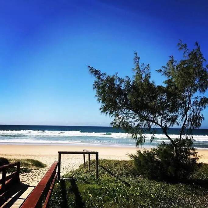 Ultra Modern & Relaxing Inner 4bed House - With A Private Pool - 10mins Walk To Hébergement de vacances Gold Coast