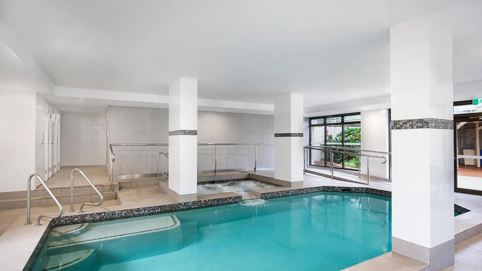 Breakfree Imperial Surf Apart-hotel 3*