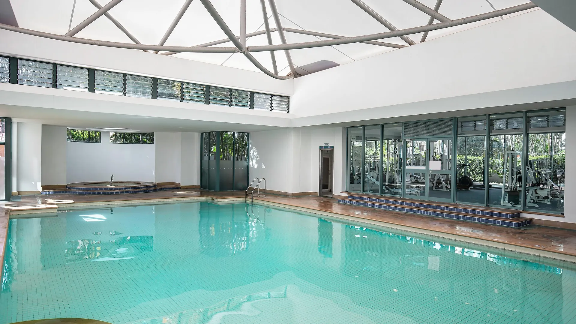 Aparthotel Mantra Crown Towers