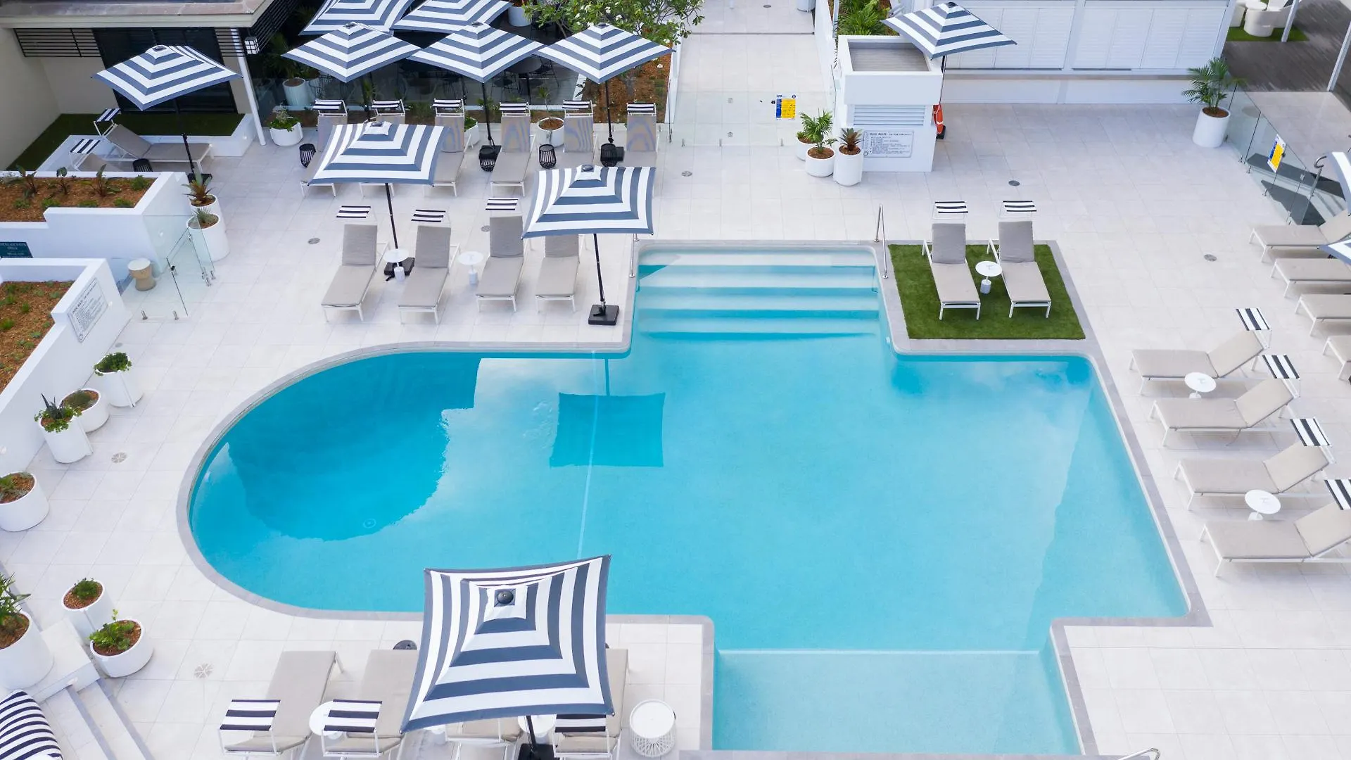 Qt Hotel