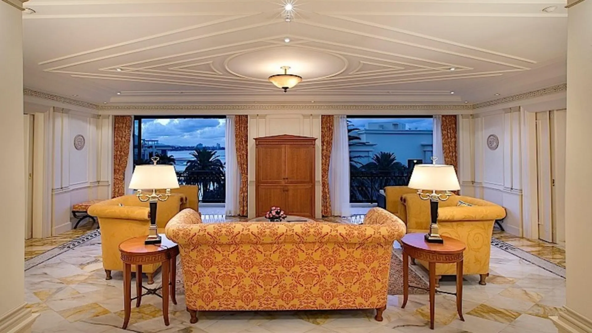 Imperial Hotel 5*