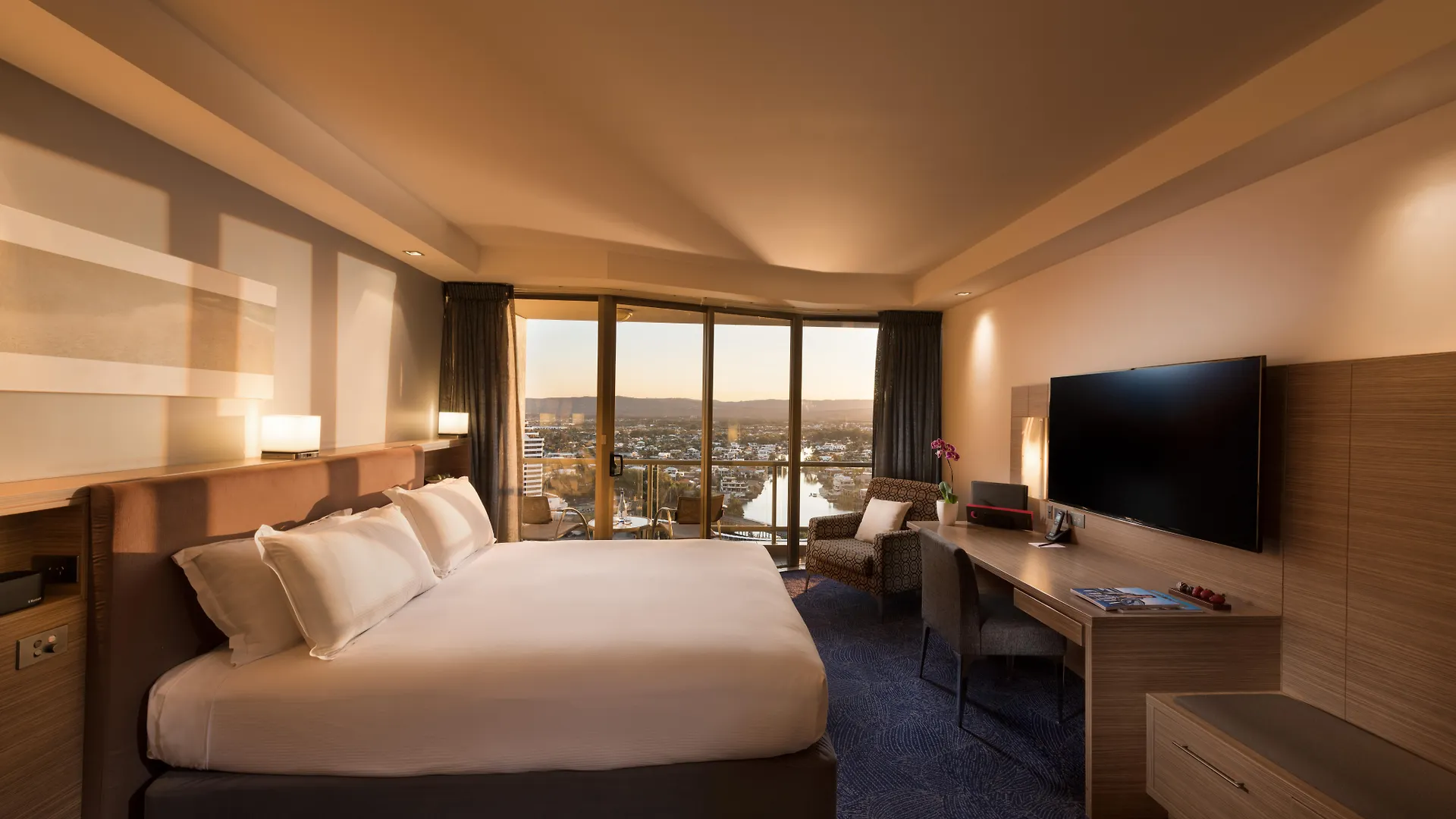 Hotel Sofitel Broadbeach 5*