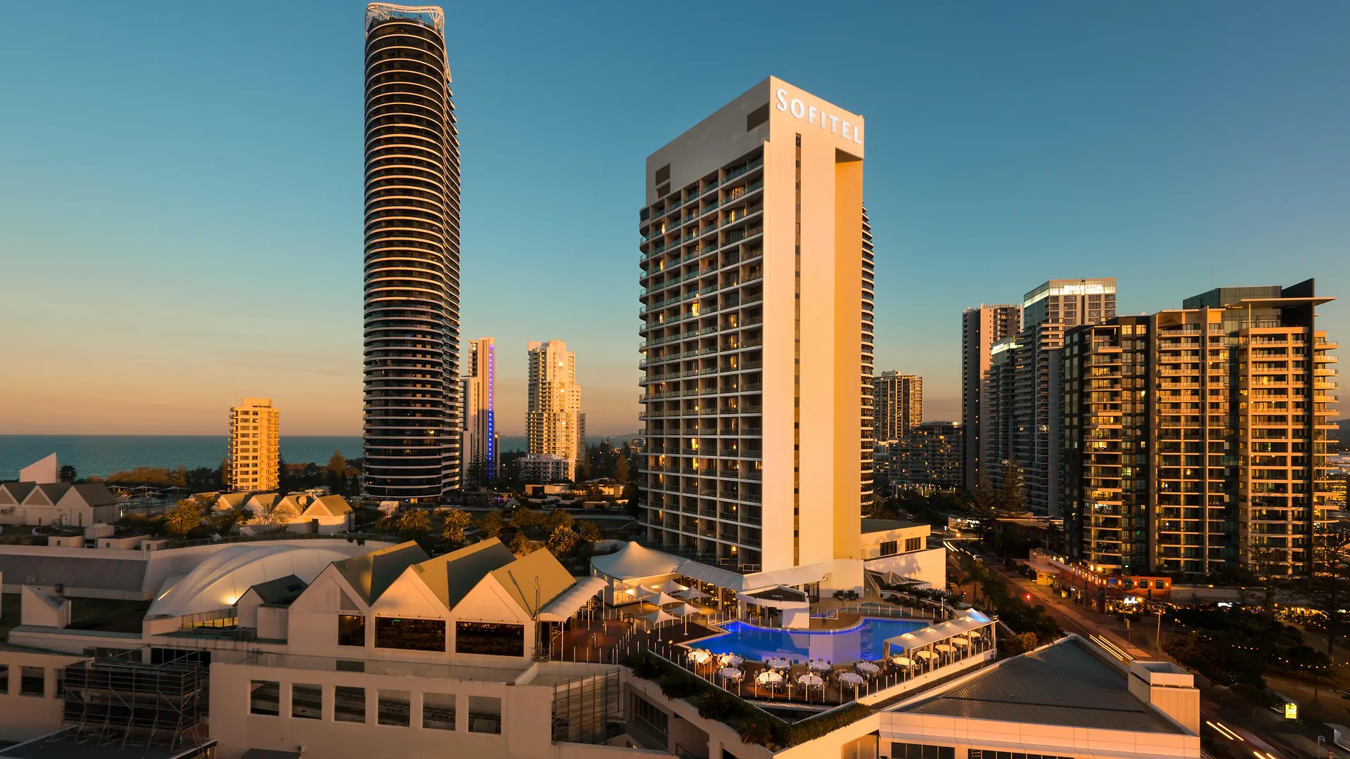 Hotel Sofitel Broadbeach 5*