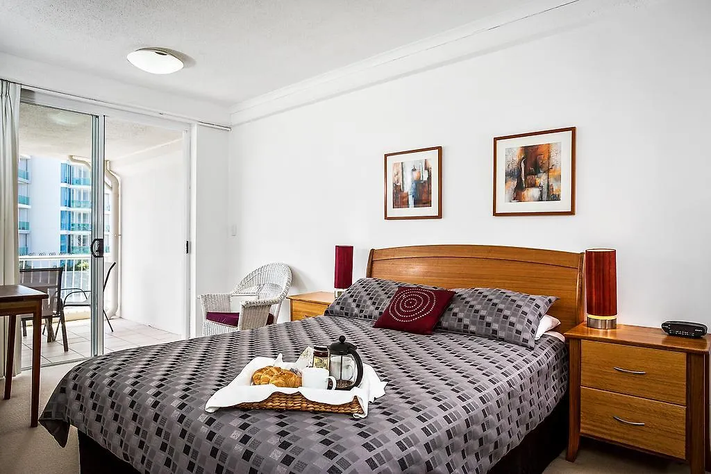 Aparthotel Kirra Gold Coast
