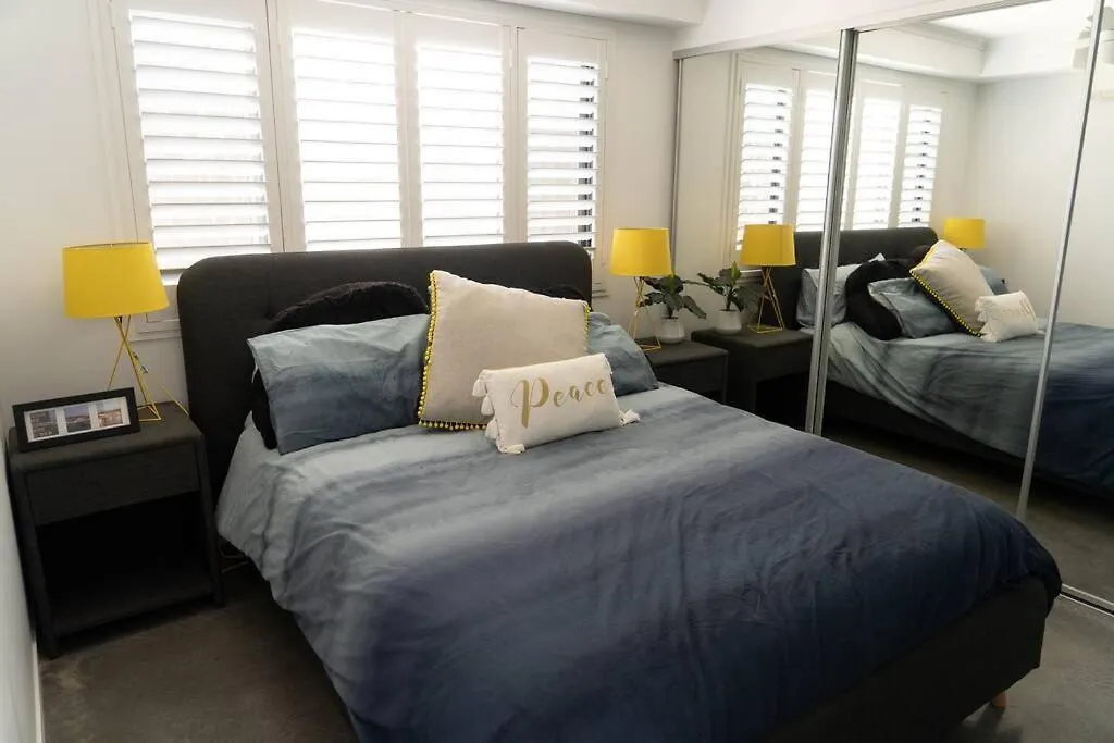 Modern Palm Getaway To Whole Family * 골드코스트