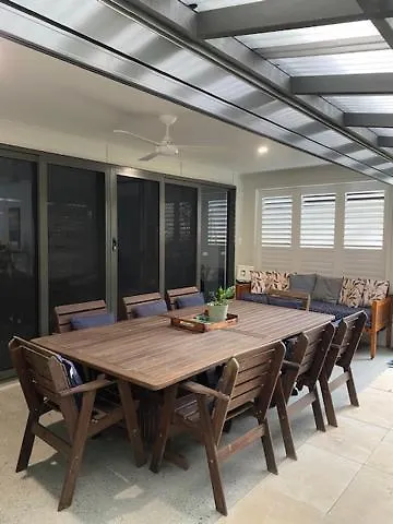 Modern Palm Getaway To Whole Family 펜션 골드코스트