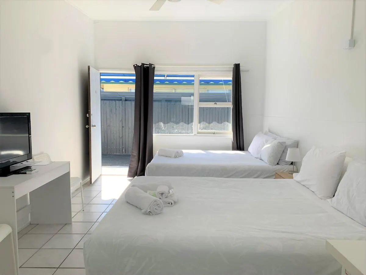 Motel Aqua Blue