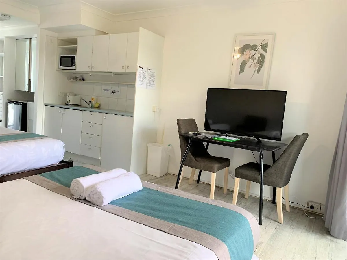 Broadwater Keys Апарт-отель Голд-Кост