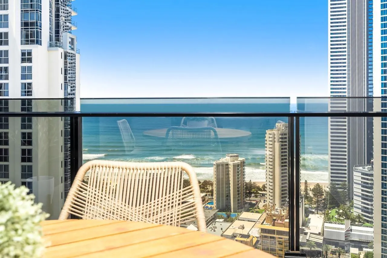 Circle On Cavill - Gclr Gold Coast