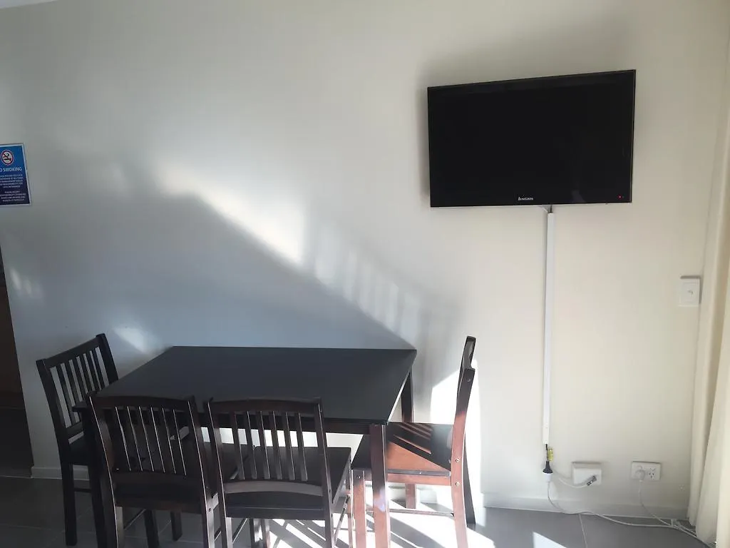 Club Surfers Hotel apartamentowy