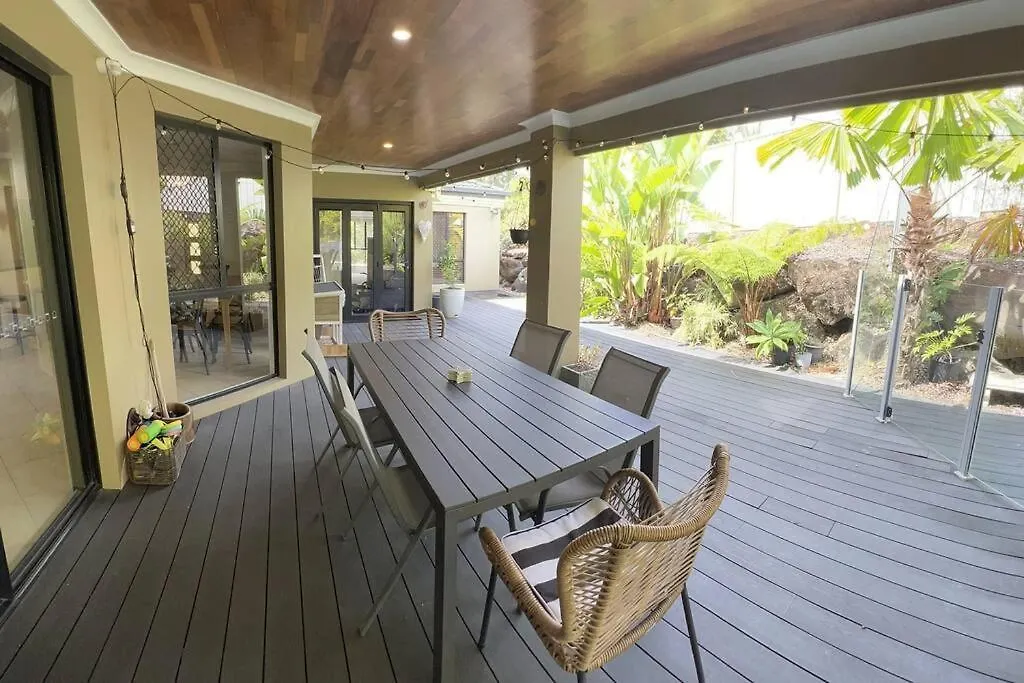 別荘 Gem, Lovely Pool 4bed Sleeps 7+ ゴールドコースト