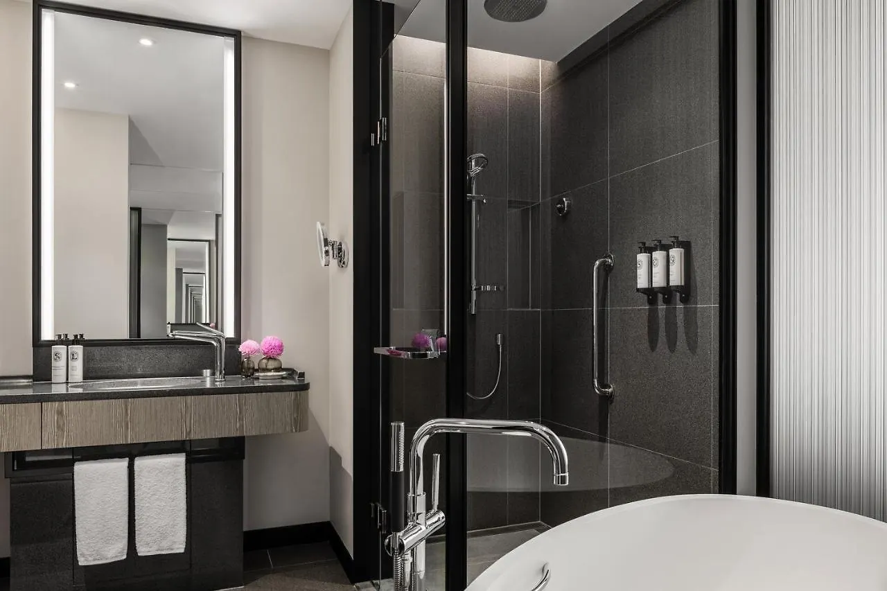 The Langham, And Jewel Residences 호텔 5*