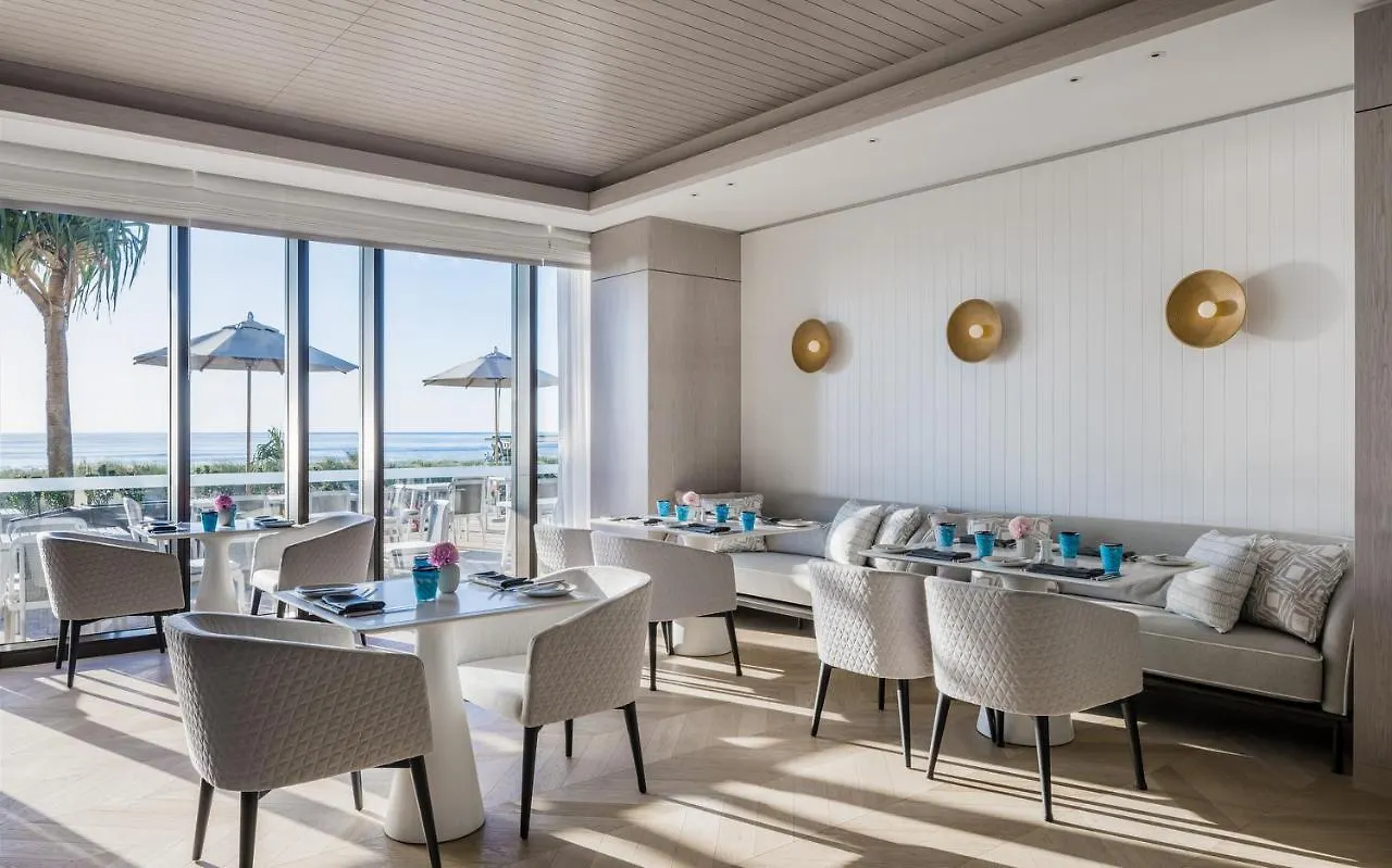 호텔 The Langham, And Jewel Residences