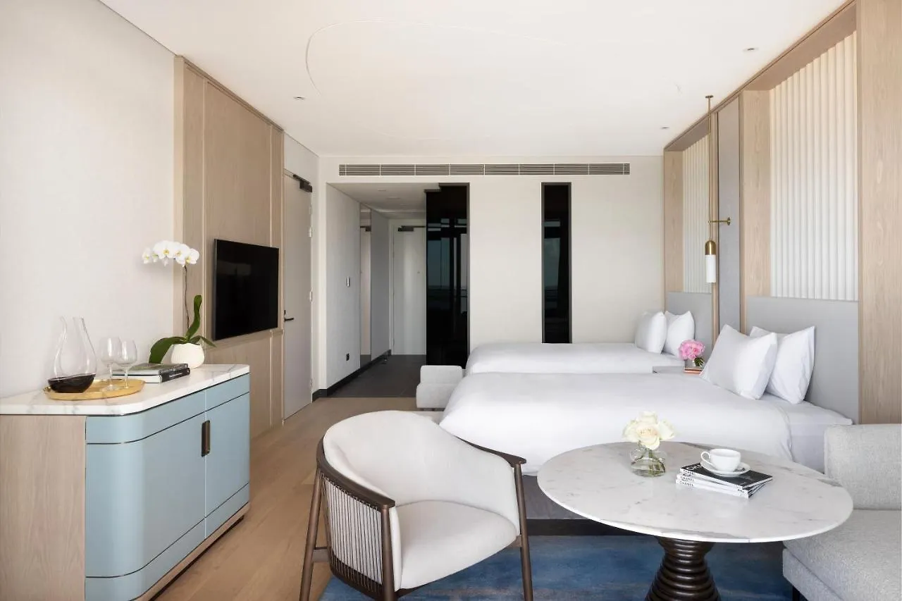 호텔 The Langham, And Jewel Residences 5*