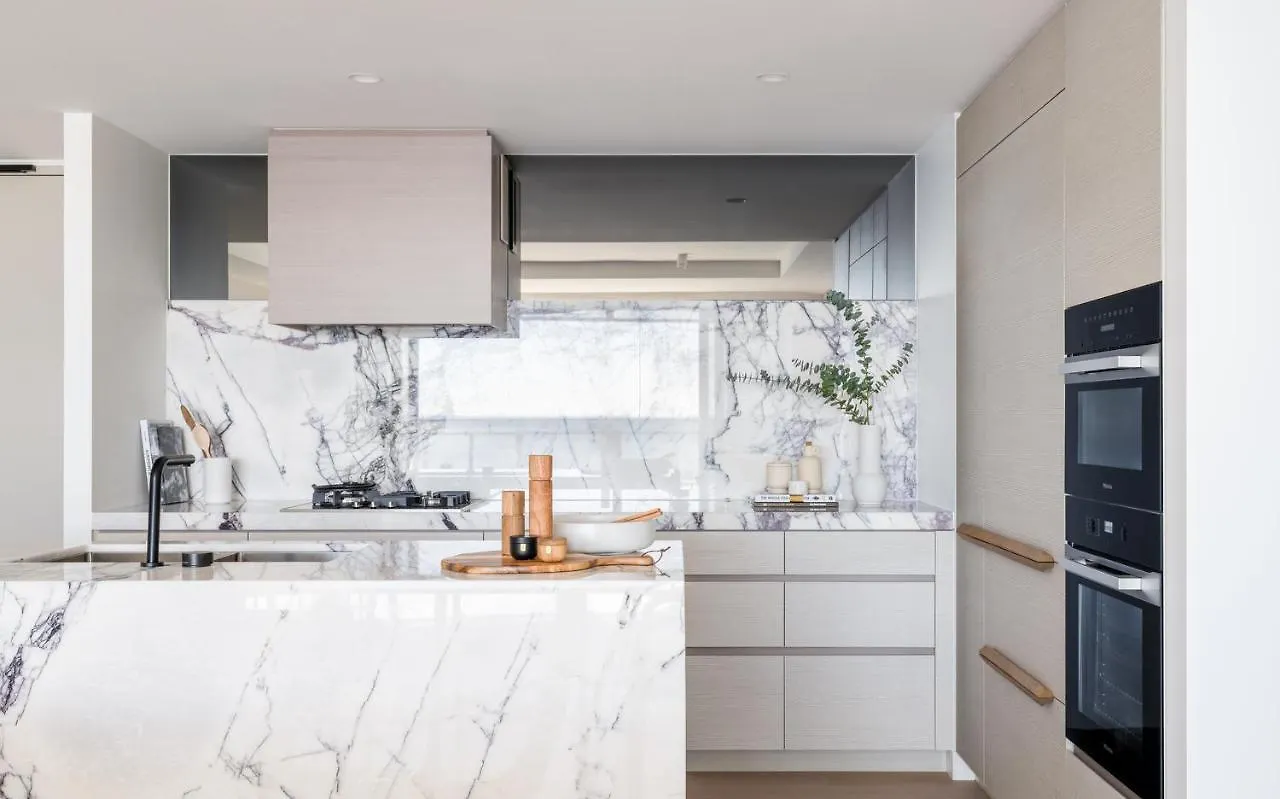 The Langham, And Jewel Residences 호텔 5*