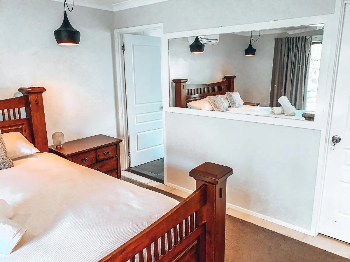 Gem, Lovely Pool 4bed Sleeps 7+ * ゴールドコースト