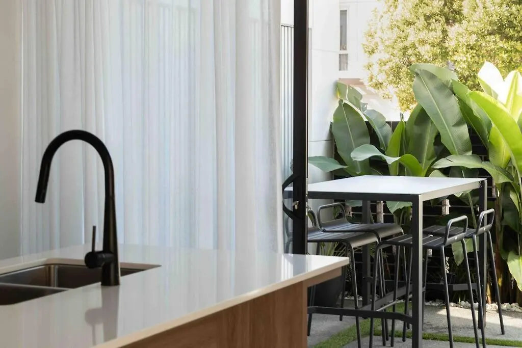 Casa Maya Nobby's Beach * Gold Coast