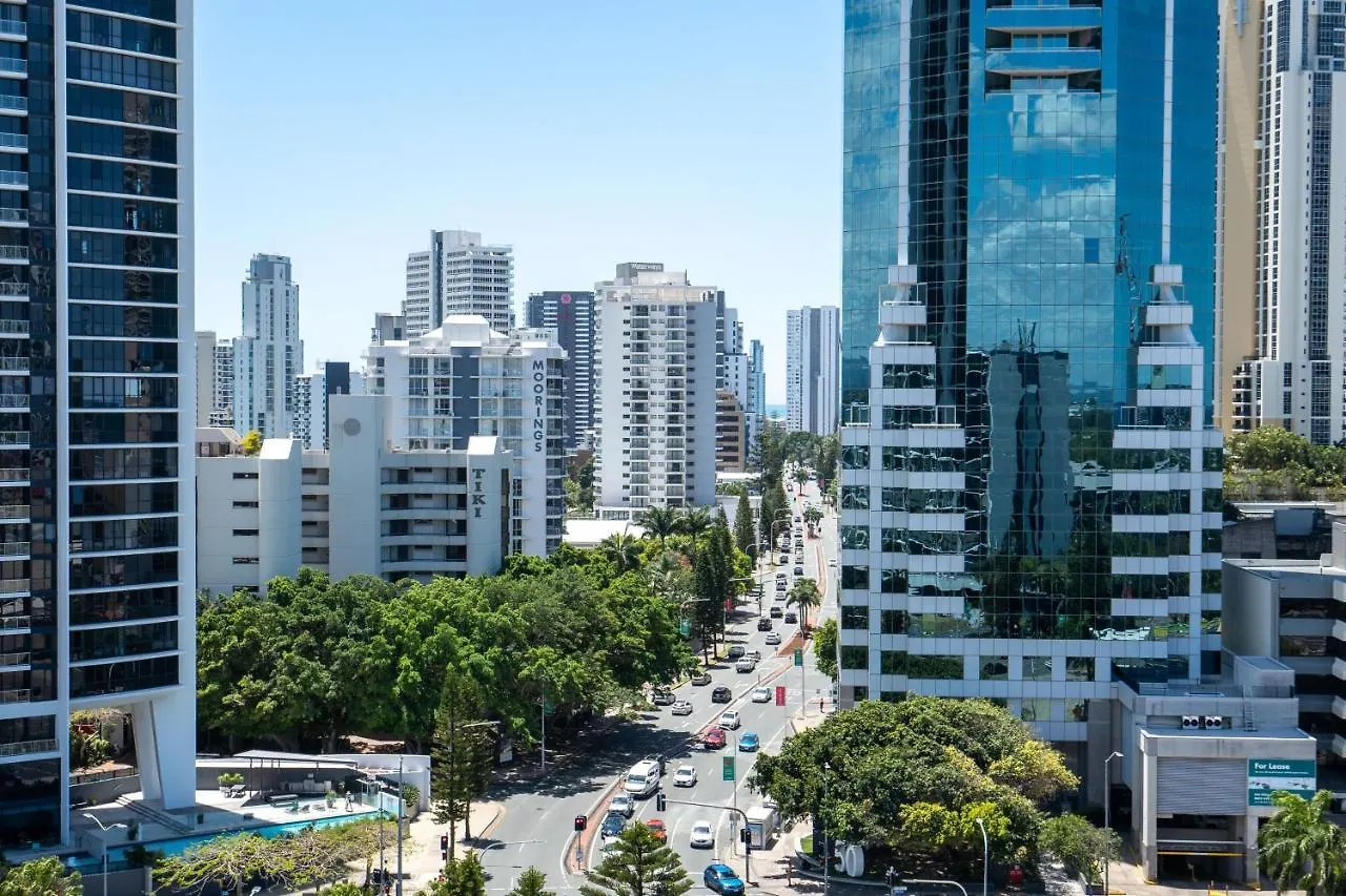 Large Surfers Paradise With Fantastic Views Apartman
