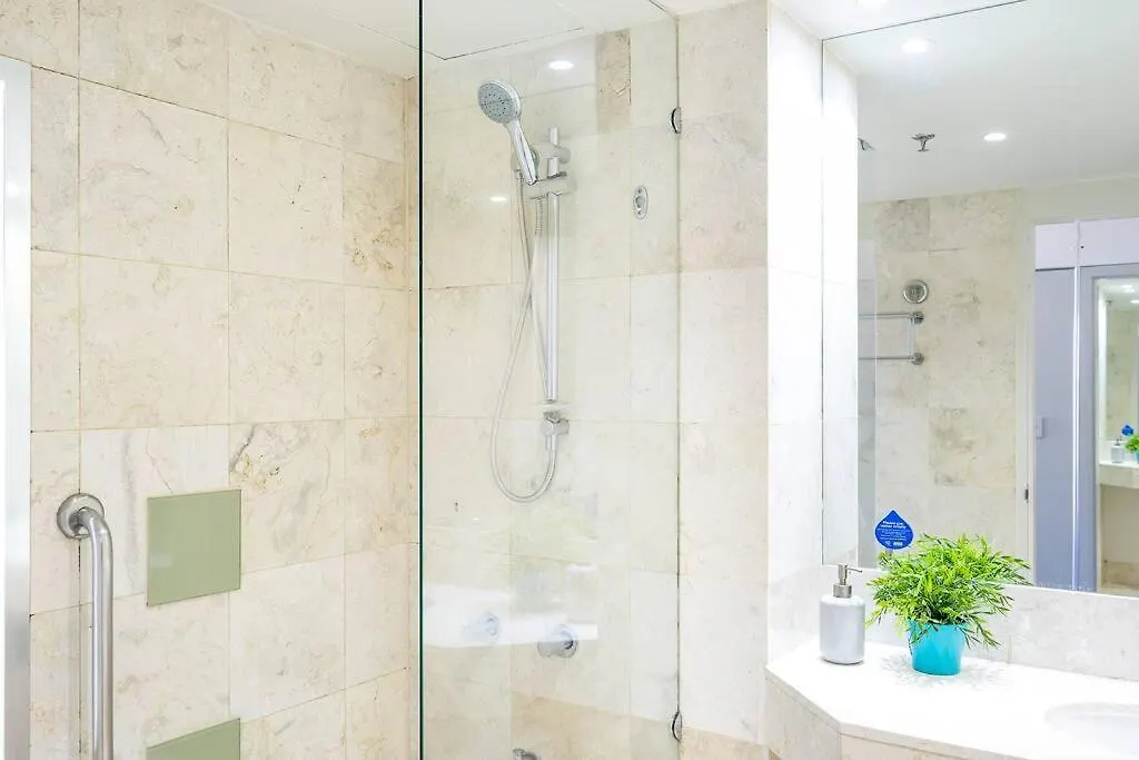 Gorgeous Studio Right In The Heart Of Surfers *