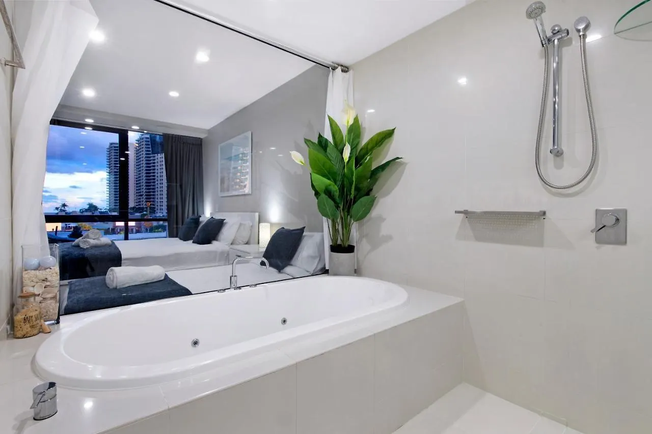 Circle On Cavill Surfers Paradise- 3 Bedroom Daire *