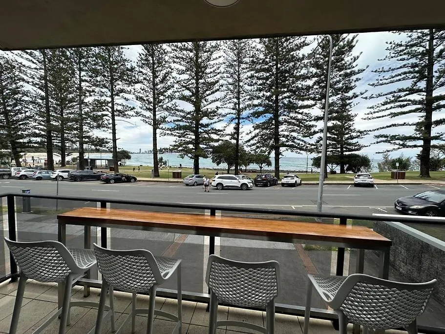 Gough House - Hosted By Burleigh Letting Gold Coast