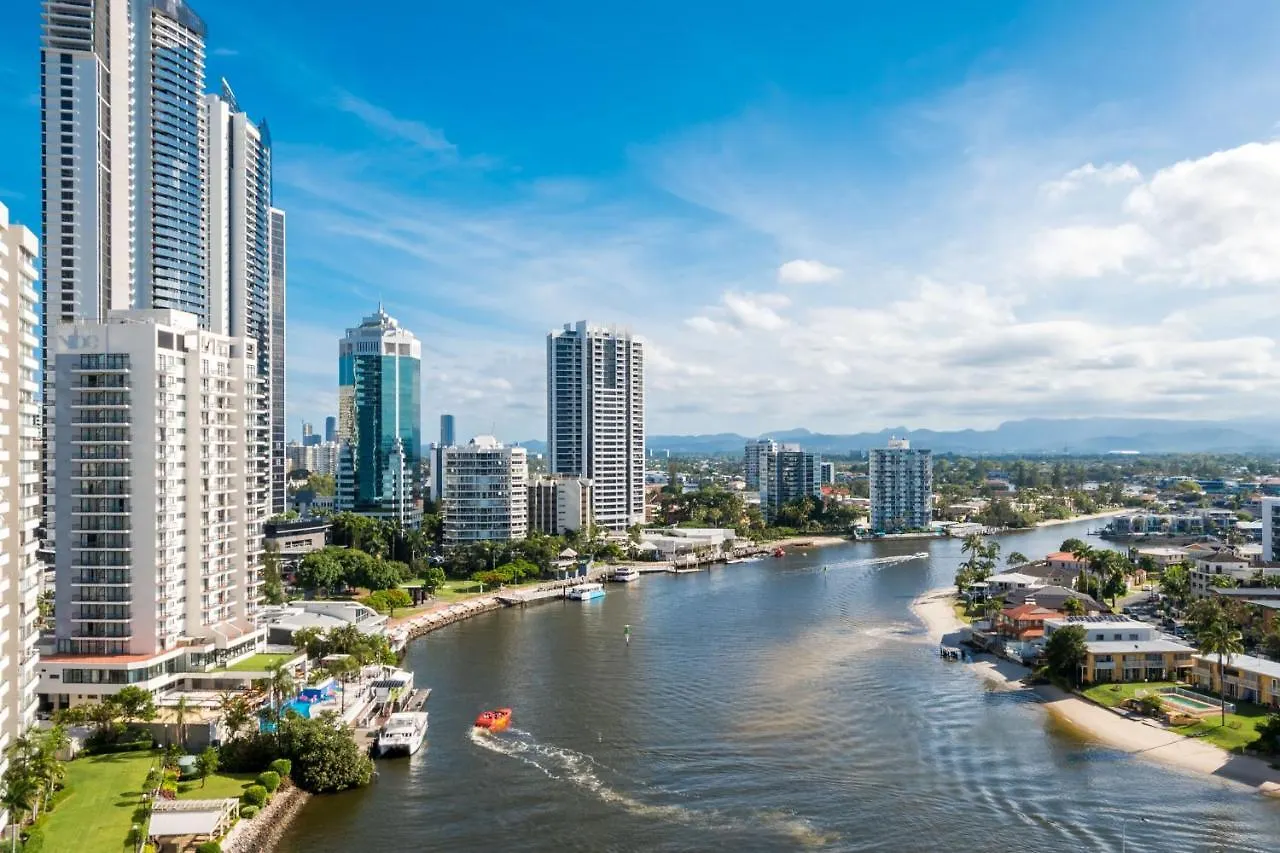 Condor Ocean View Surfers Paradise Apartahotel