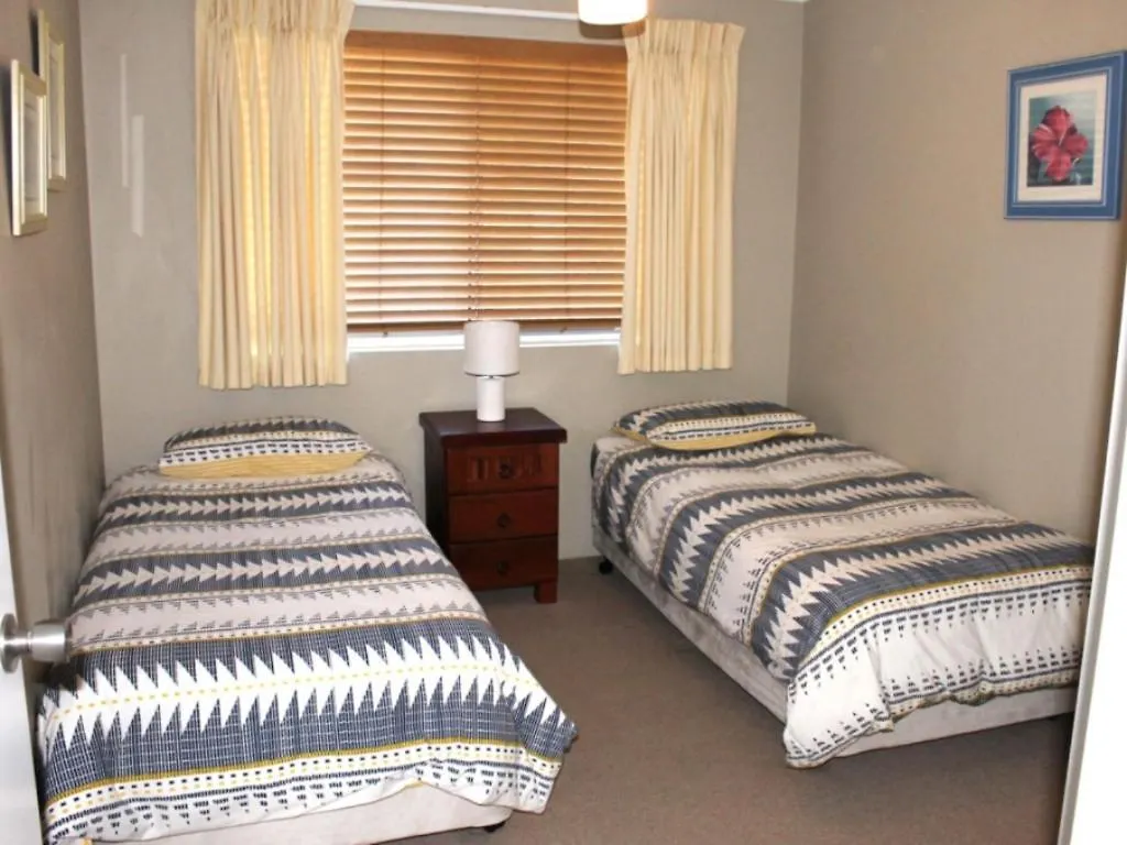 Paradise Grove - Hosted By Burleigh Letting