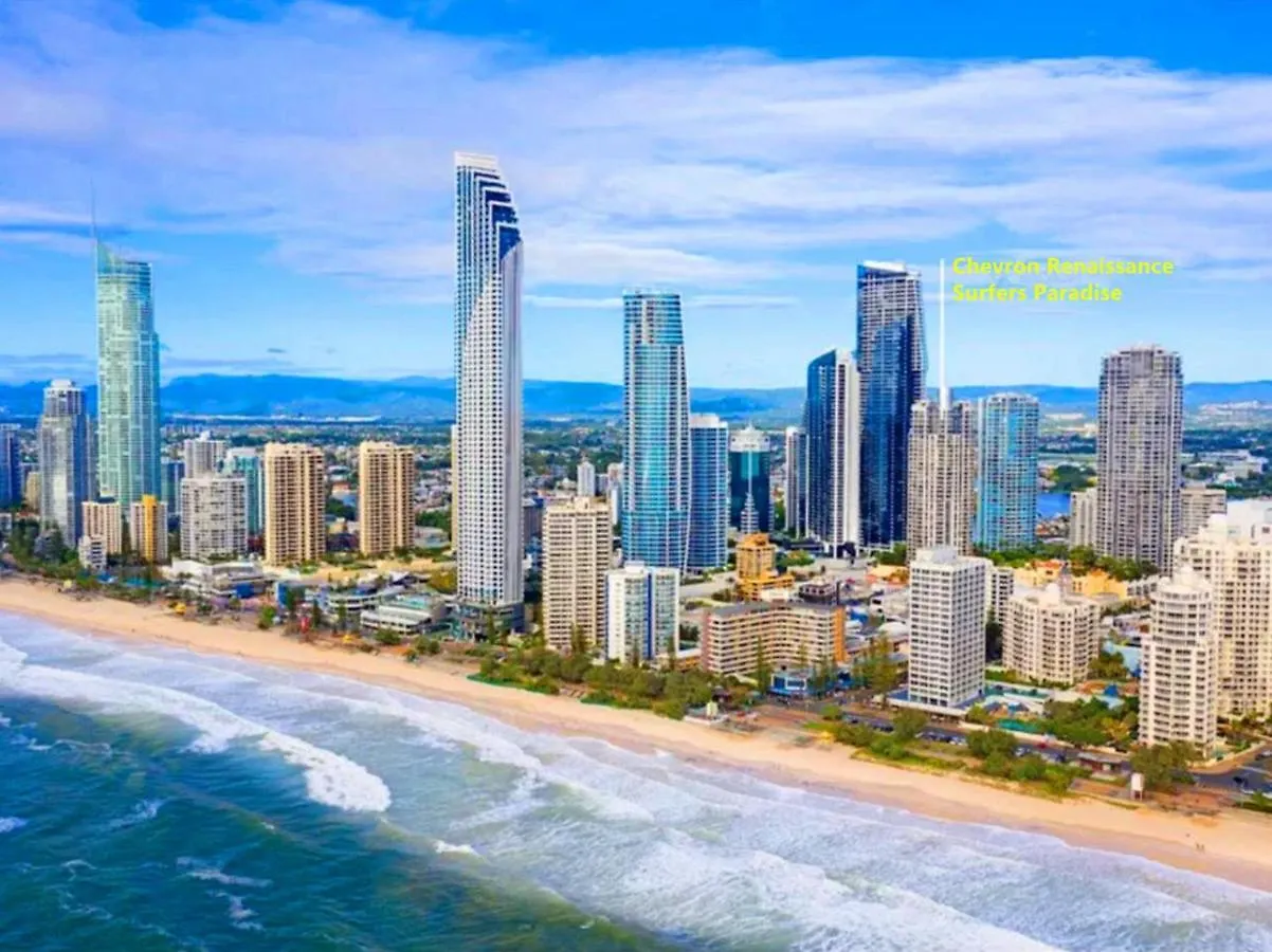 Beachside 2 Bedroom In The Heart Of Surfers Paradise - Chevron Renaissance - Free Parking Apartment *