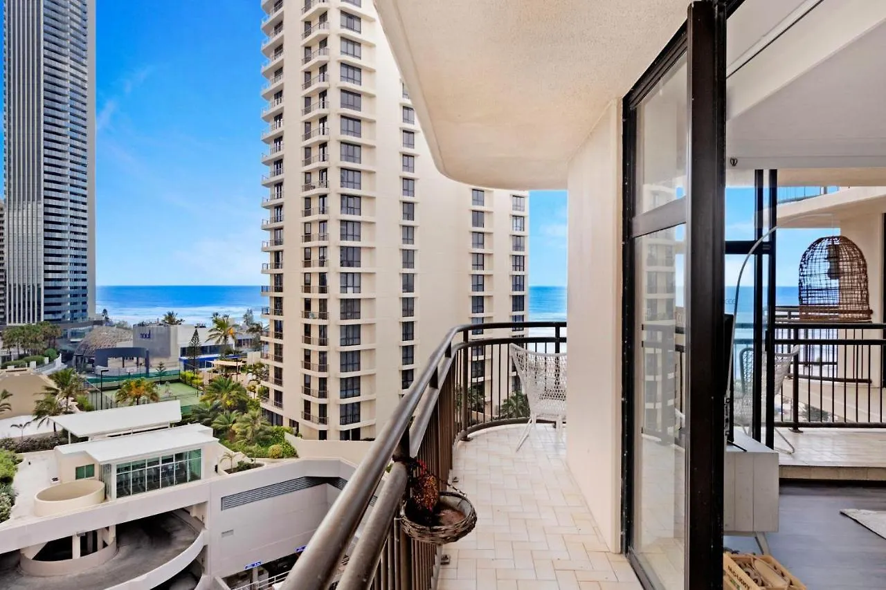 Apartment Getaway With Ocean Views - Coasthm Gold Coast