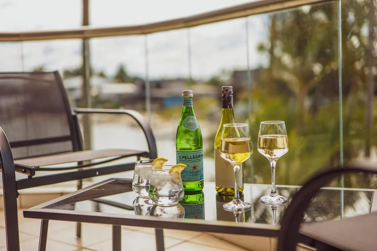 Luxury Canal Paradise, 3 Bed In Broadbeach Waters Dom wakacyjny Gold Coast