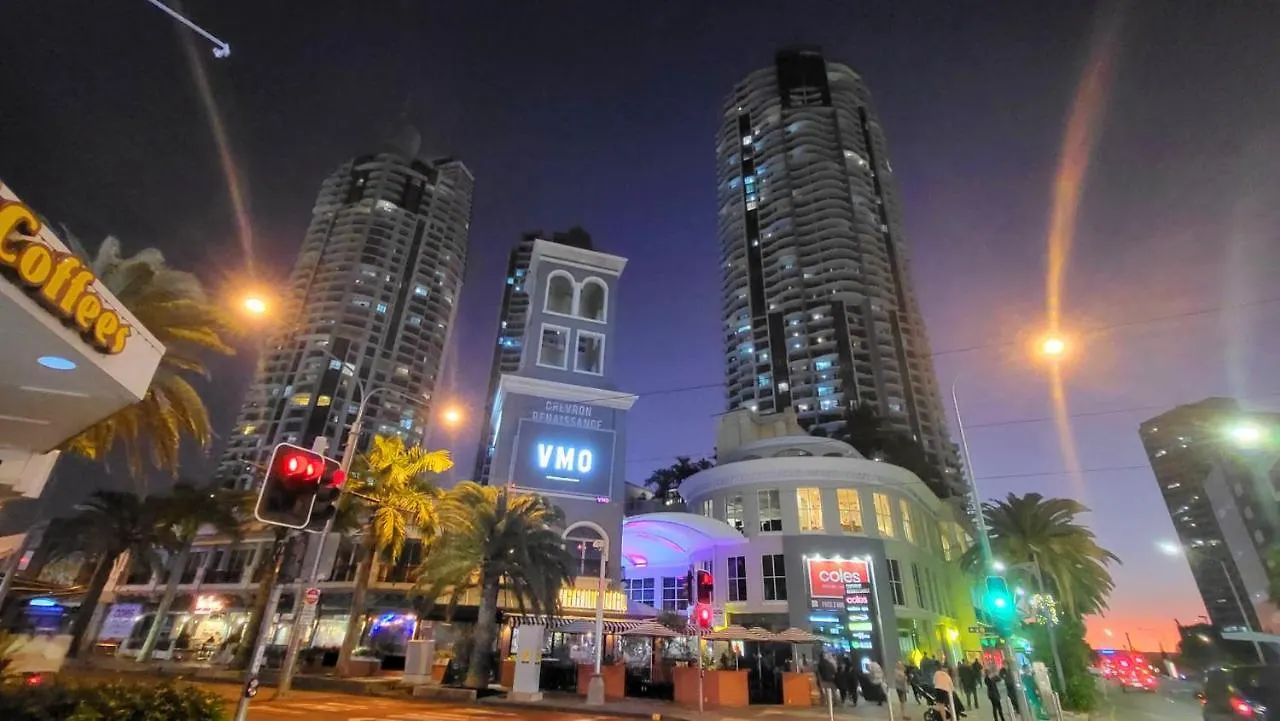 Apartment Beachside 2 Bedroom In The Heart Of Surfers Paradise - Chevron Renaissance - Free Parking