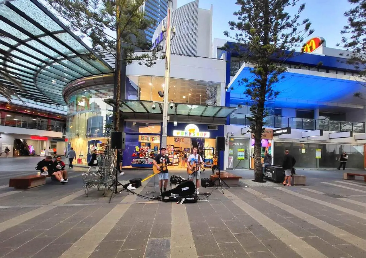 Beachside 2 Bedroom In The Heart Of Surfers Paradise - Chevron Renaissance - Free Parking * Gold Coast