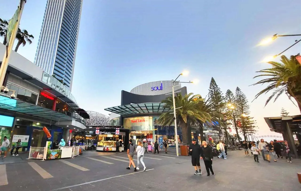 Beachside 2 Bedroom In The Heart Of Surfers Paradise - Chevron Renaissance - Free Parking