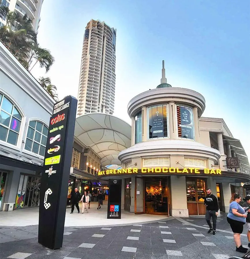 Lägenhet Beachside 2 Bedroom In The Heart Of Surfers Paradise - Chevron Renaissance - Free Parking Guldkusten