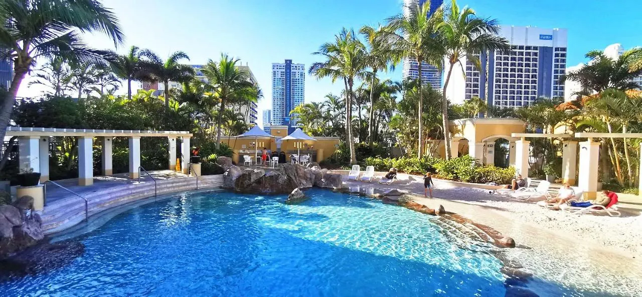 Beachside 2 Bedroom In The Heart Of Surfers Paradise - Chevron Renaissance - Free Parking Apartment *