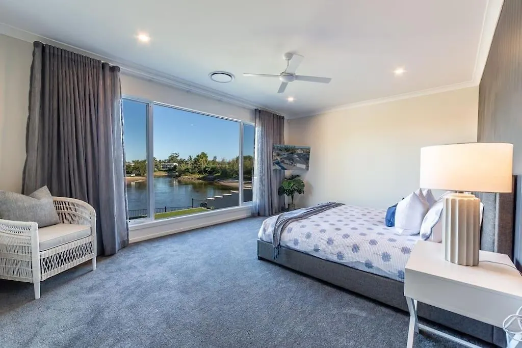 Capri Waterfront 5br Waterfront Heated Pool Σπίτι διακοπών *