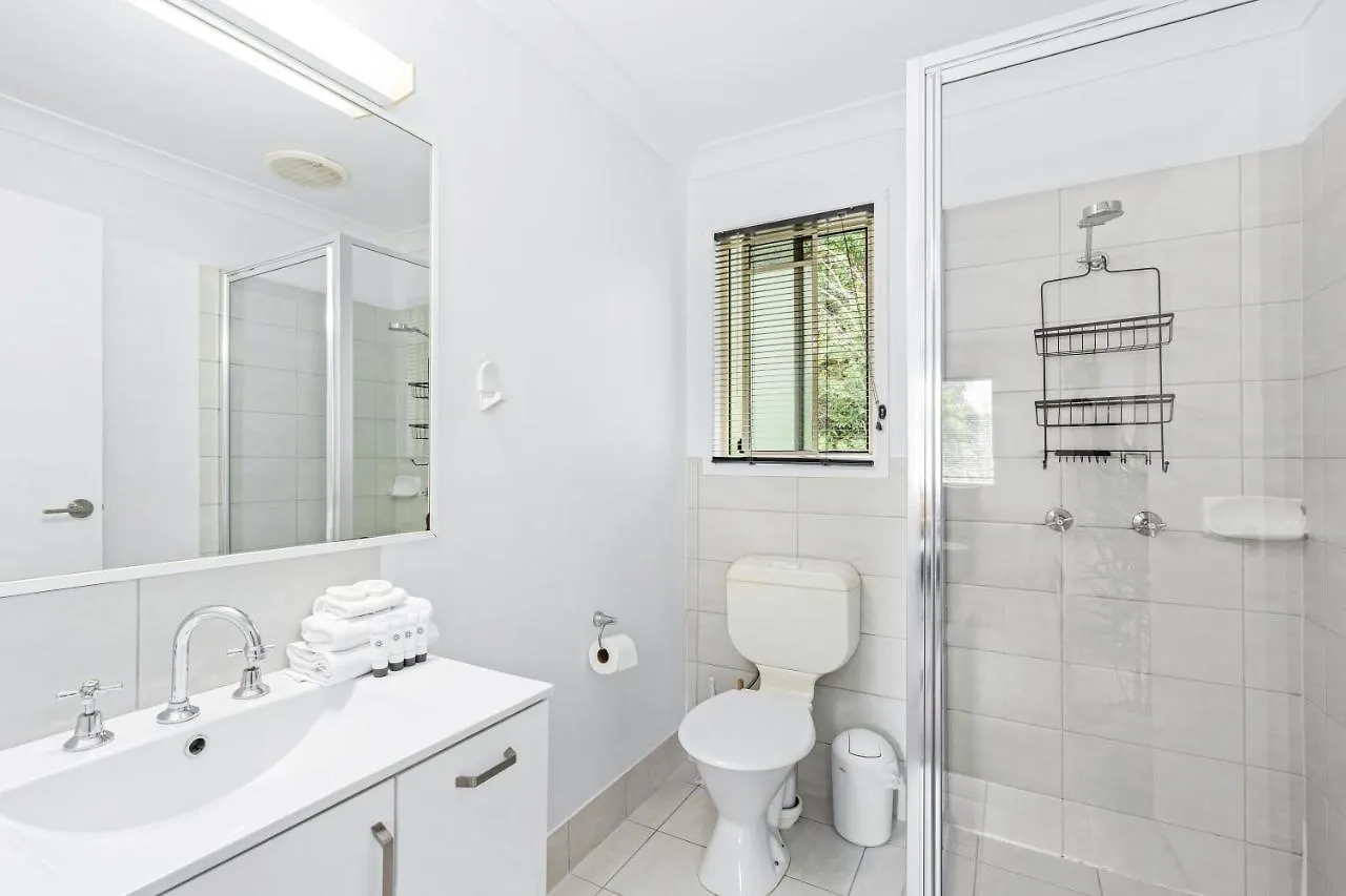 Cosy 2 Bedroom - Uplands Drive - Q