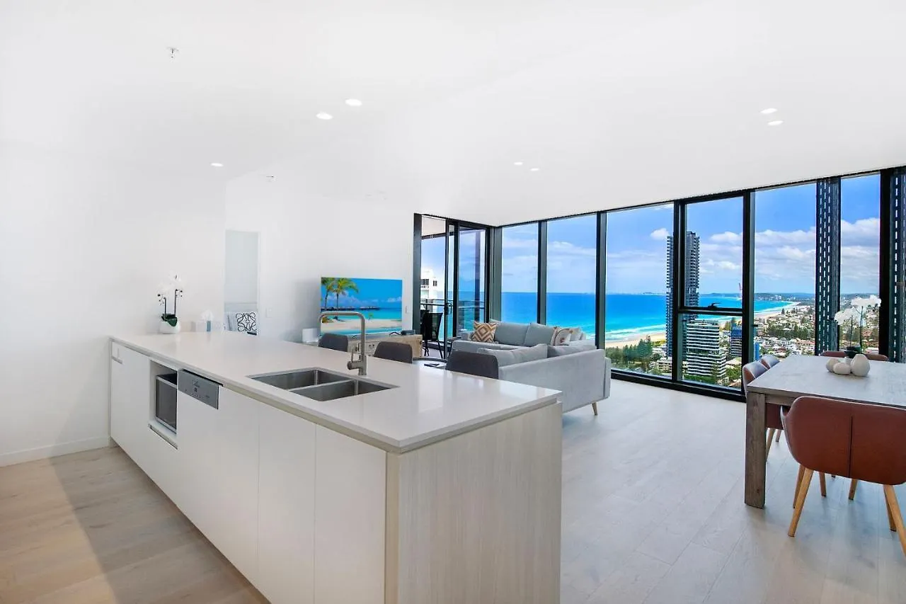 Signature Broadbeach Ocean Views - Coasthm Apartment *