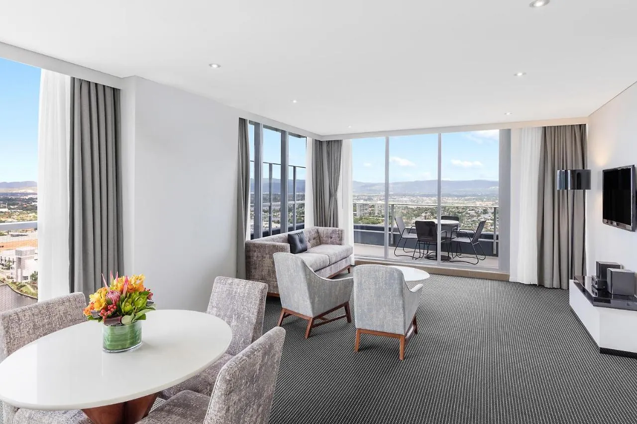Meriton Broadbeach Szálloda 5*