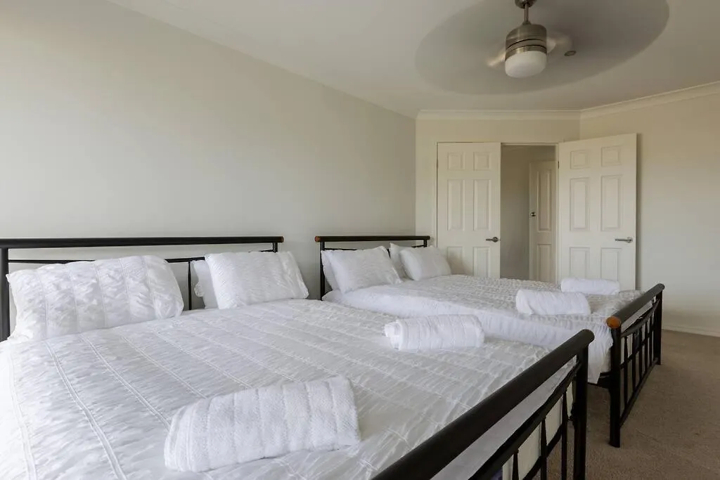 Family Fun Oasis Pool Retreat Near Theme Parks * Gold Coast
