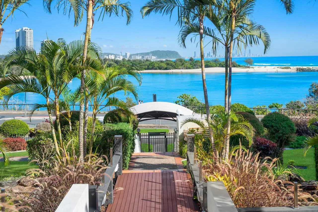 Little Cove Currumbin 4* Gold Coast